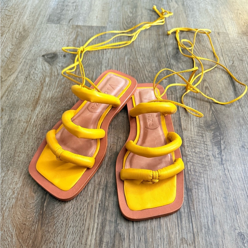 Free People • Vicenza • Belize Wrap Sandals